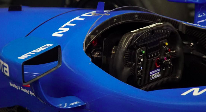 Illustration for article titled Para qué sirven todos los botones que tiene el volante de un coche de IndyCar